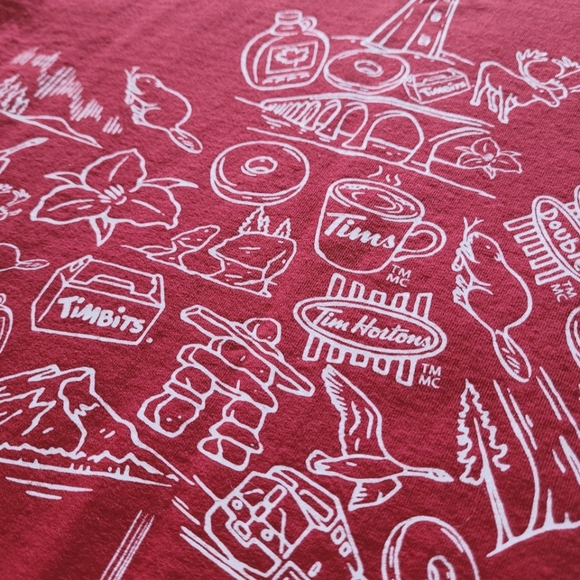 10/$20 ❄️ Tim Hortons Canada Celebrating 150 Years Tee - Picture 4 of 6